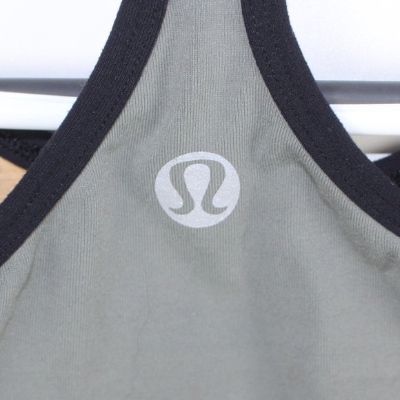 LULULEMON Sports Bra - Picture 4 of 4
